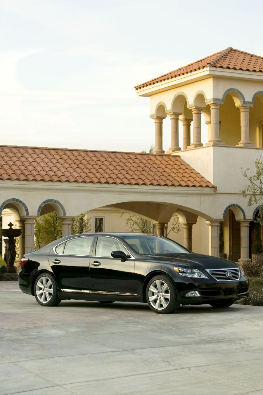 Lexus LS600h L 2007 года  (фото 212 из 224)
